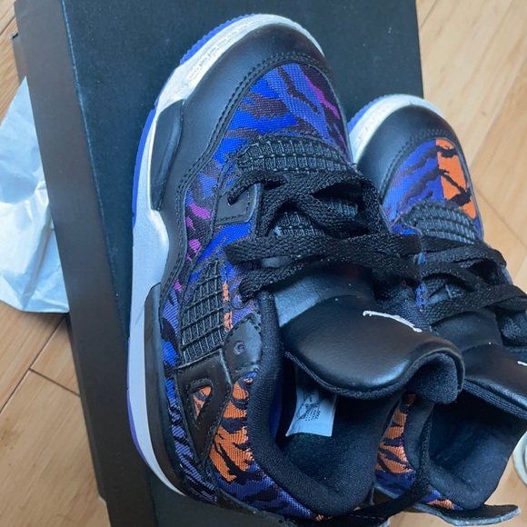 Jordan 4 Multicolor - Picture 2 of 2